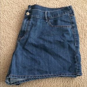 Old Navy size 20 short shorts